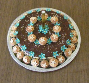 Tasty Raffaello cake with mini cupcakes for my best friend birthday. (2011 March)