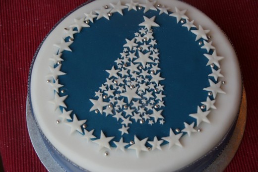 Christmas tree cake