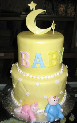 Baby shower cake with moon