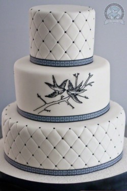 Wedding cake with birds