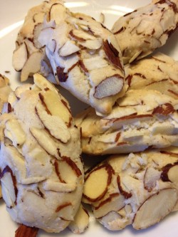 Almond cookies