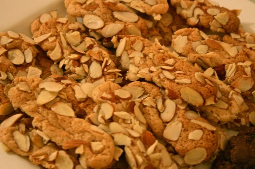 Almond cookies