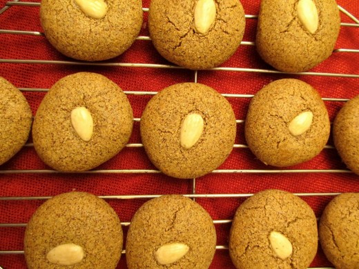 Almond cookies