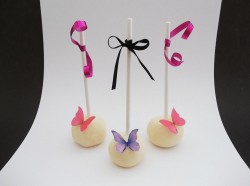 Amazing butterfly cake pops