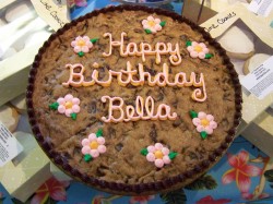 Birthday chocolate cookie cake