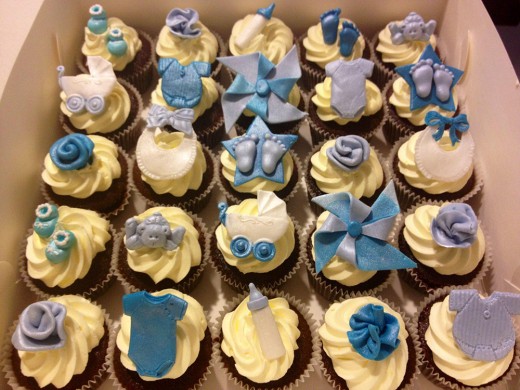 Blue baby shower cupcakes