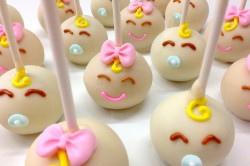 Cake pops babies