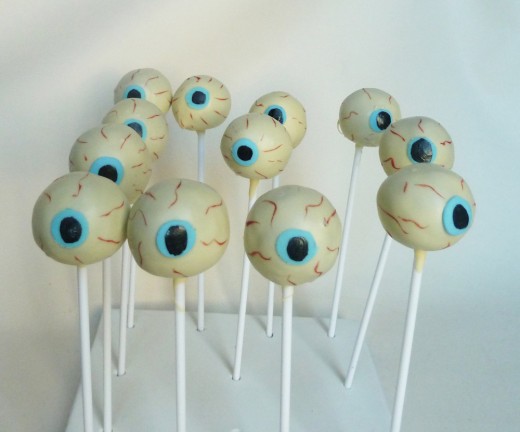 Cake pops for Halloween