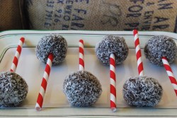 Christmas cake pops