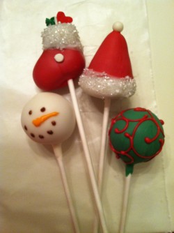 Cute Christmas cake pops