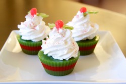 Cute Christmas cupcakes