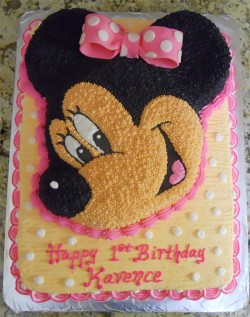 Cute Minnie cake