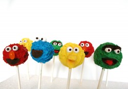 Elmo cake pops