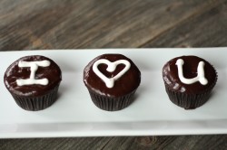 Love hostess cupcakes