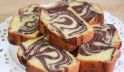 Marble cake pieces
