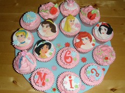 Mia princess birthday cupcakes