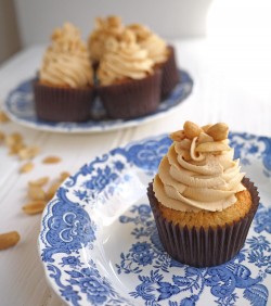 Peanut butter banana cupcake