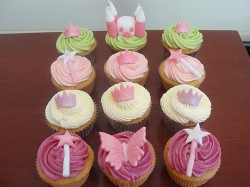 Pink princess cupcakes