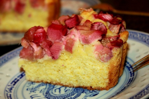 Rhubarb cake