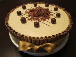 Tiramisu cake