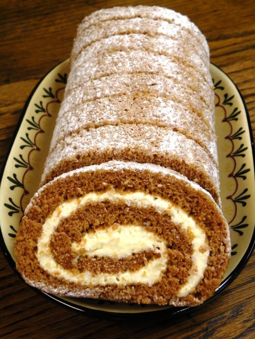 Pumpkin roll cake