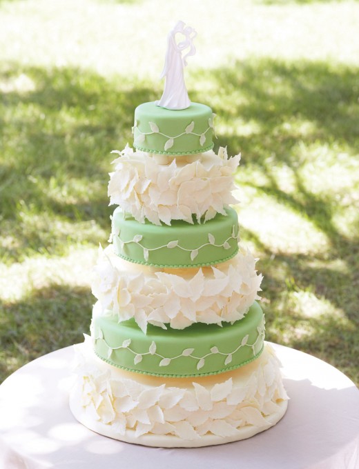 Cute wedding cake