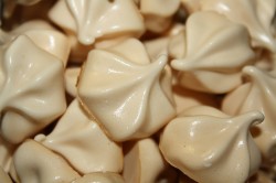 Meringue cookies