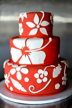 Red floral wedding cake
