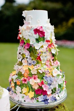 Summer wedding cake