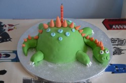 1st birthday dinosaur cake