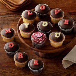 Chocolate Valentine’s day cupcakes