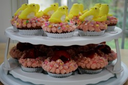 Easter cupcakes with strawberries