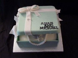 Engagement cake