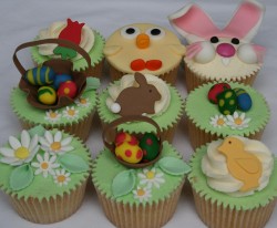 Fondant Easter cupcakes