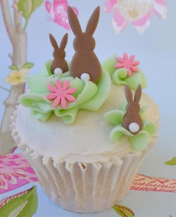 Pretty Easter cupcake