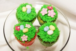 Simple Easter cupcakes