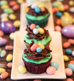 Tasty Easter cupcakes