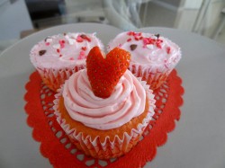 Valentine’s day cupcakes with strawberry