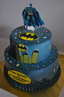 2 tier Batman cake