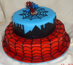 2 tiers cake with Spiderman