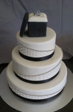 3 tier engagement cake