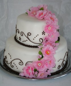 Bridal shower cake with pink flowers