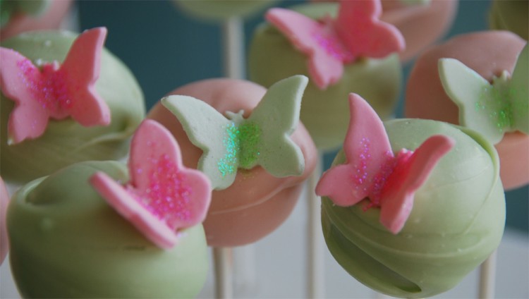 Butterfly green cake pops