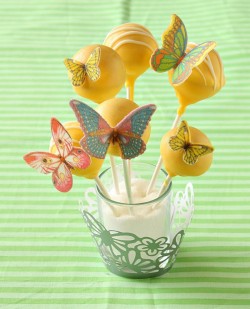 Butterfly yellow cake pops