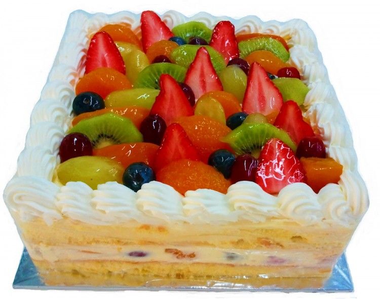 Cake with fruits