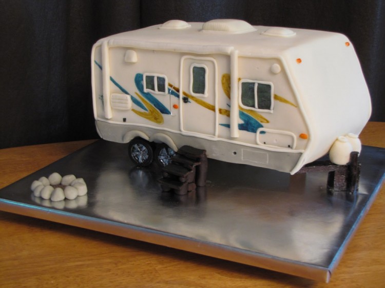 Groom’s cake –  camper