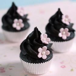 Chocolate cupcakes with flowers