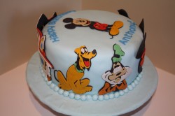 Cricut cake for children