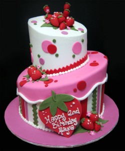 Fondant strawberry cake