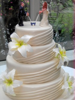Golf wedding cake